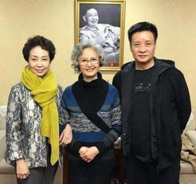 周洁琼|阎维文：陪妻子抗癌32年，女婿背景太强大，难怪愿意把女儿嫁给他