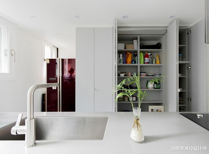 115㎡,收纳博主的家,客厅当家庭图书馆用,家里始终一尘不染