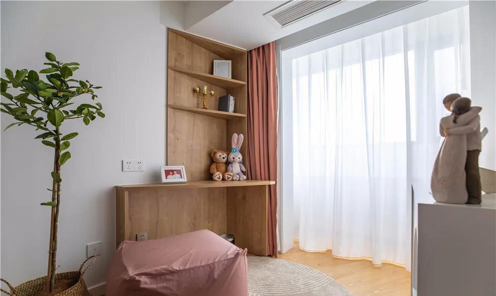 全屋整体效果很喜欢,美中不足是电视背景墙,不过空间利用很不错