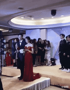 小谷阳|“合租的女室友被男朋友甩了还怀孕了，我该咋办？”神评不愧是神评哈哈哈