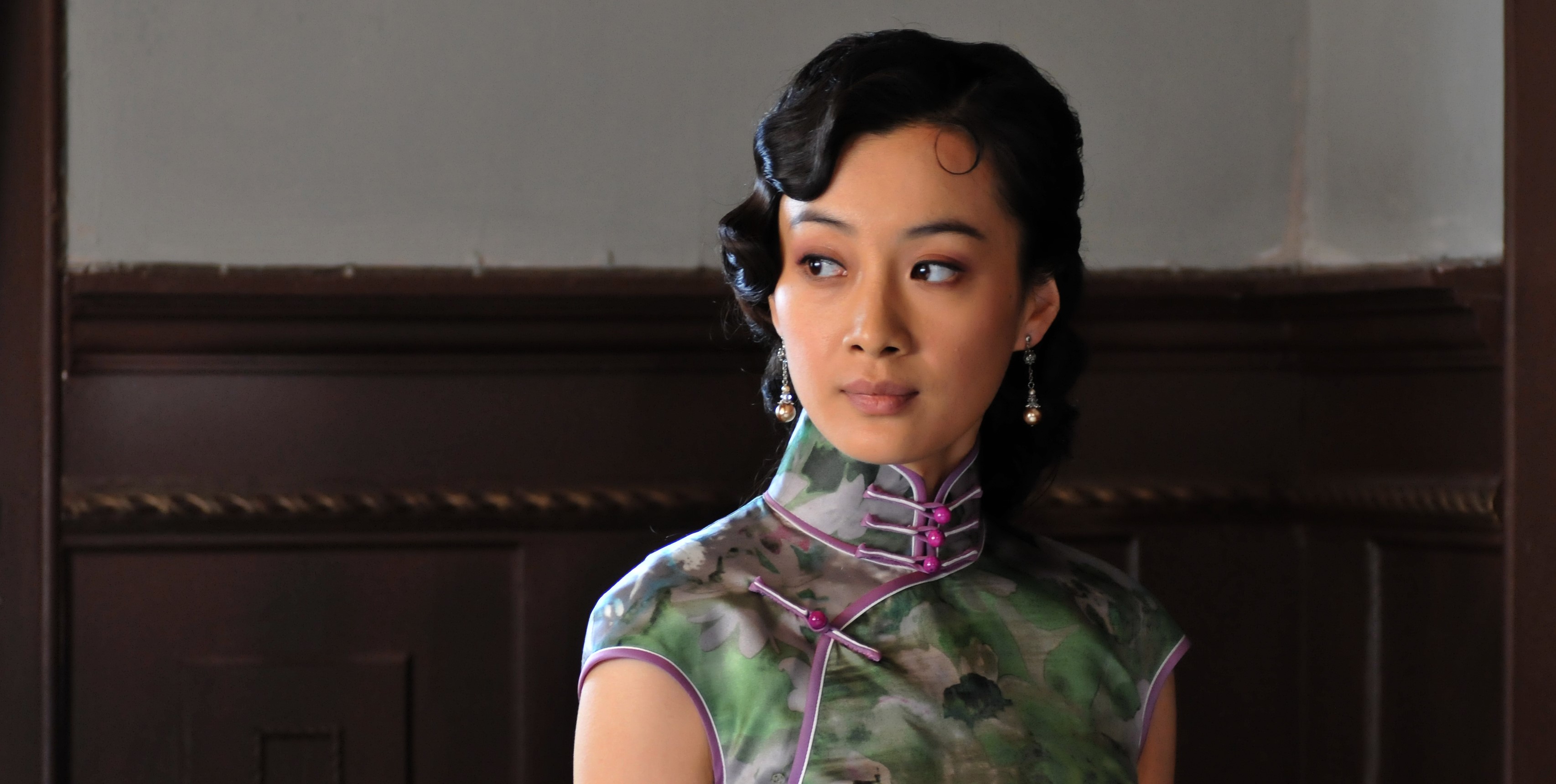 孙俪|孙俪“死对头”连上3届春晚都火不起来，改了3次名字，真是无语了