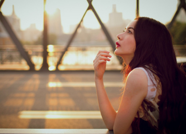 晚安墨然 写给女人的忠告：再爱一个人，也不要为对方做这些傻事