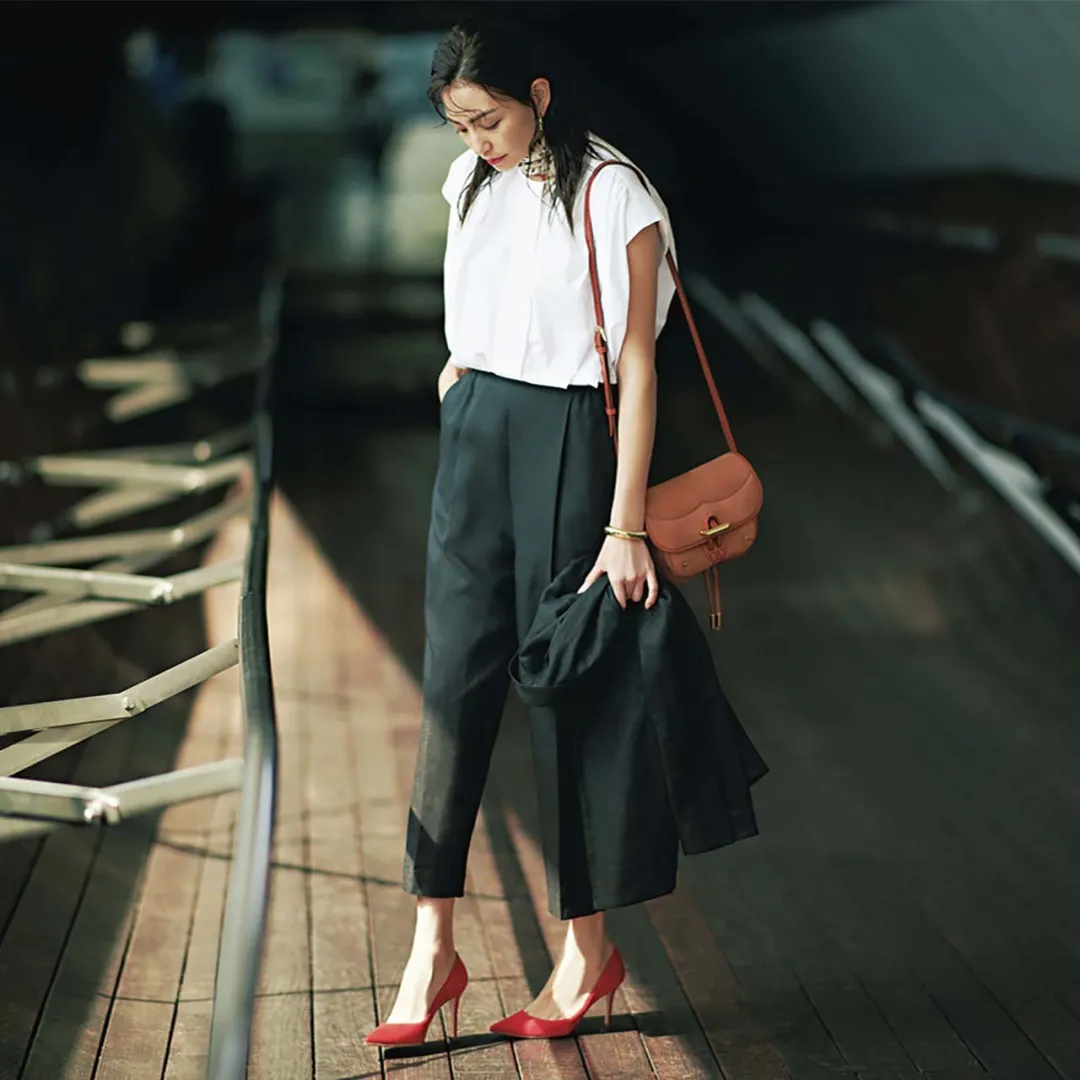 星座|20~30岁女性 轻熟风穿搭示范