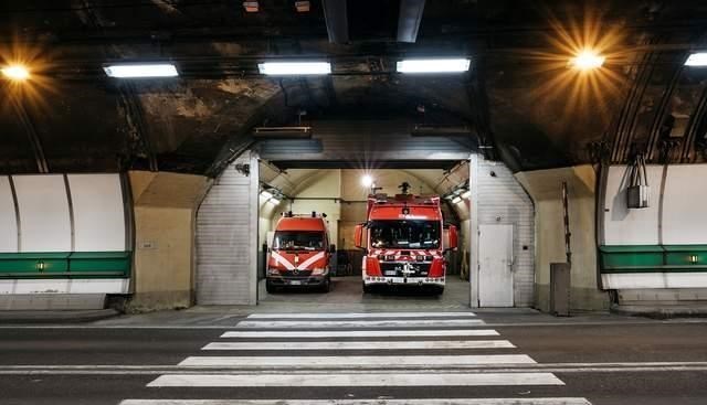 喜欢吃水果的君君 最绝望的死法：1000度高温53小时烘烤，39人在隧道里被“煮熟”