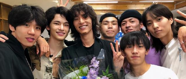 哇唧唧哇|娱乐圈学历真的重要吗？来看统计出来的哇唧唧哇乐华旗下艺人学历