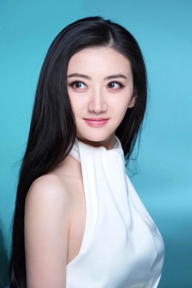 好物官|我国一款“不起眼”爽肤水，因价低被人嫌弃，却能嫩肤保湿去黄气