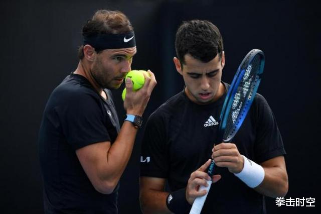 拜仁慕尼黑|這才是天王！納達(dá)爾因防疫規(guī)定無法給粉絲簽名，不停地作出道歉