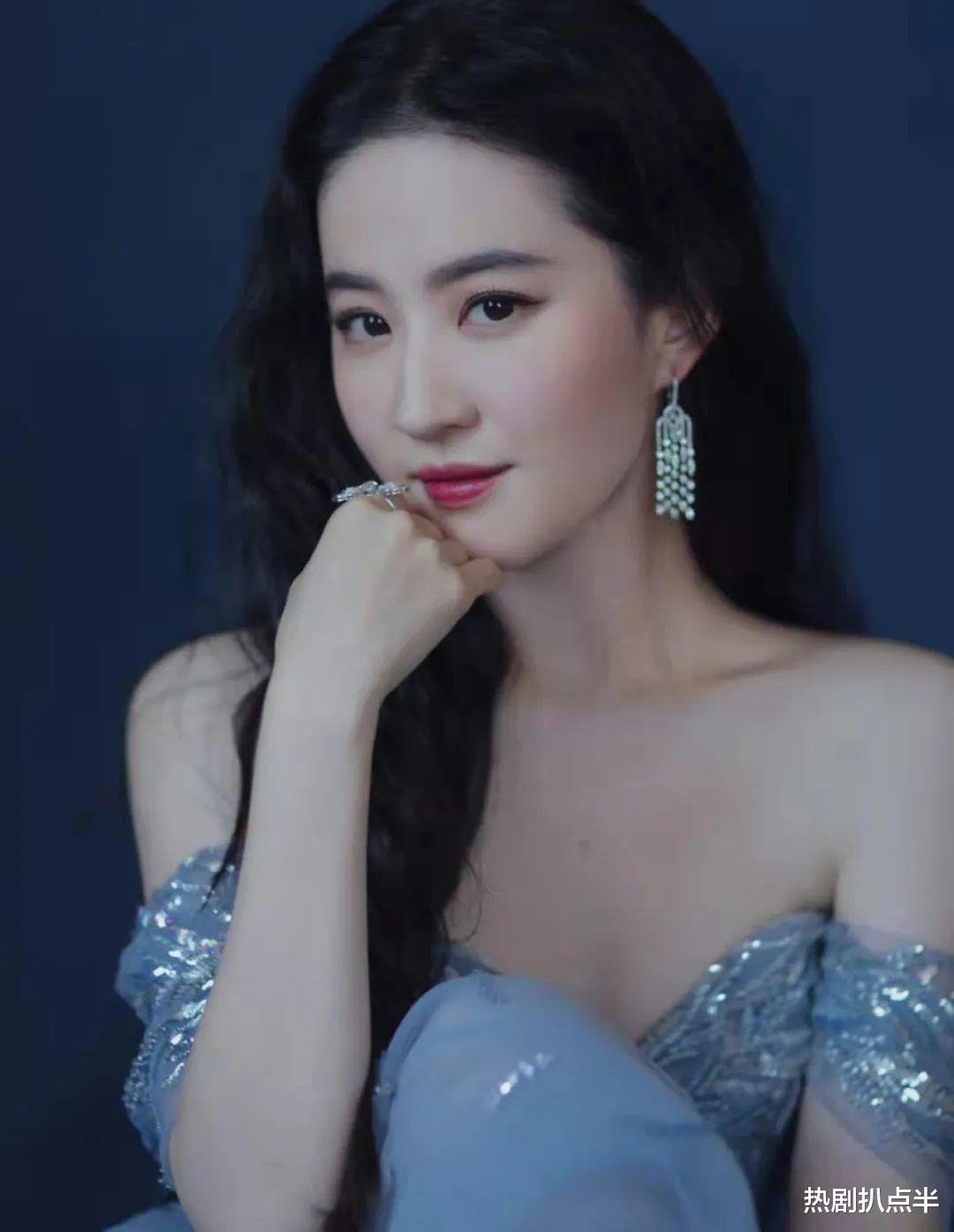 刘亦菲|只要一大笑，颜值就垮掉的5位明星，刘亦菲女神形象全无