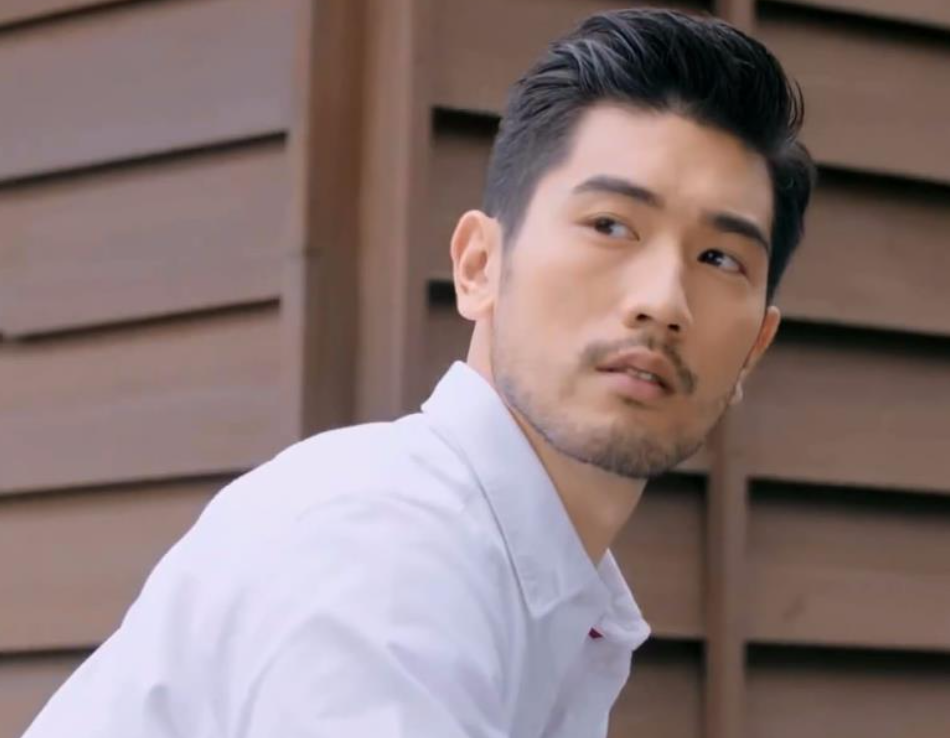 赵英俊|赵英俊去世引发热议，这些突然传来噩耗的明星，谁让你不敢相信？