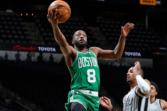 馬刺隊|大爆冷！馬刺險勝東部第三，德羅贊8次出手，雙探花49分卻攔不住