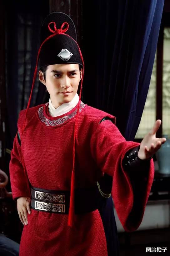 张智尧|别再吹捧“建模脸”了！这4位男演员告诉你，什么是小说男主的脸