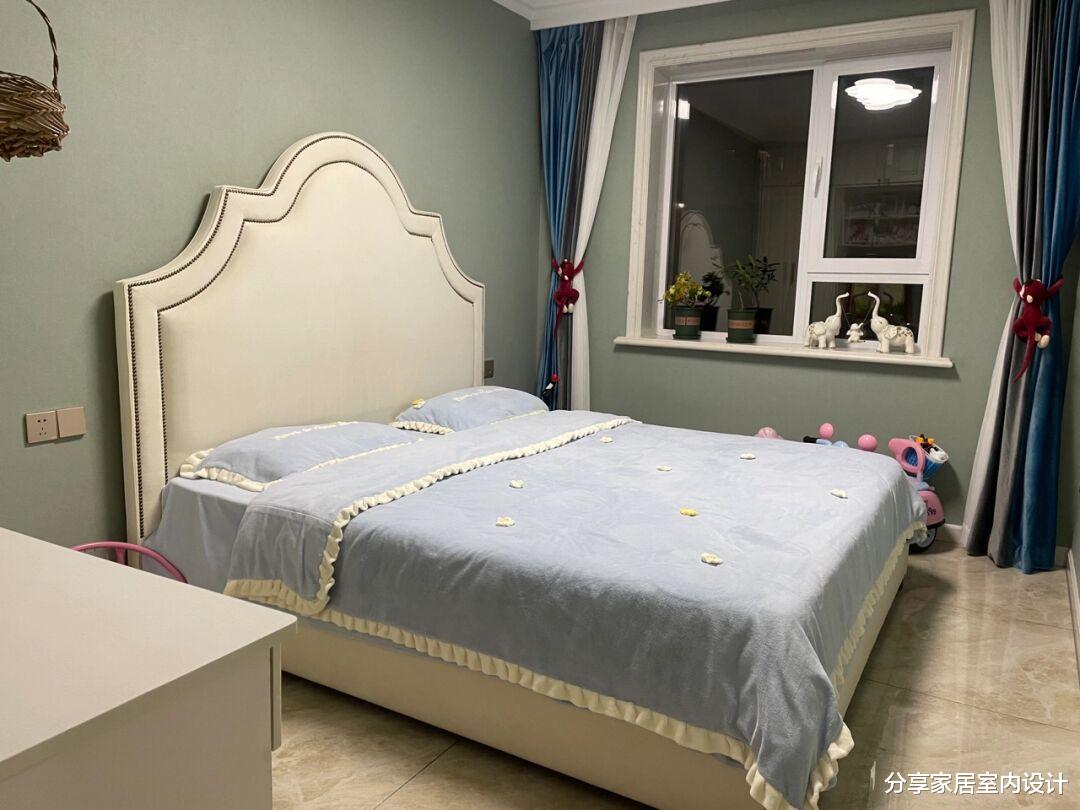 一家三口幸福的新房,效果还不错,尤其是电视墙贴瓷砖非常个性!