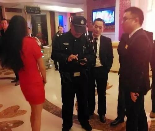 普法:对“有偿陪侍”怎样处罚?构成卖淫或猥亵罪吗?网友:难!