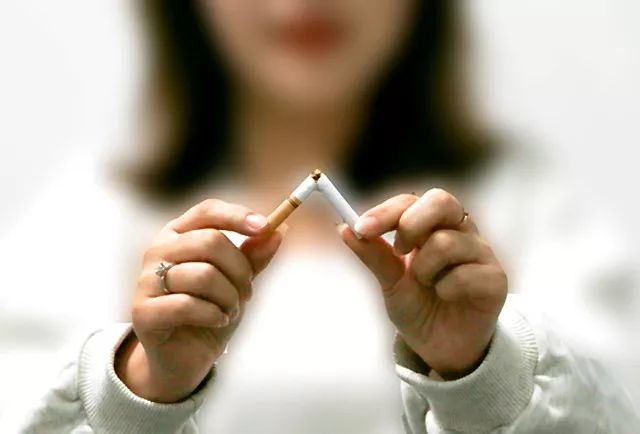 长寿|睡前这些习惯，比熬夜更可怕！看看你有没有