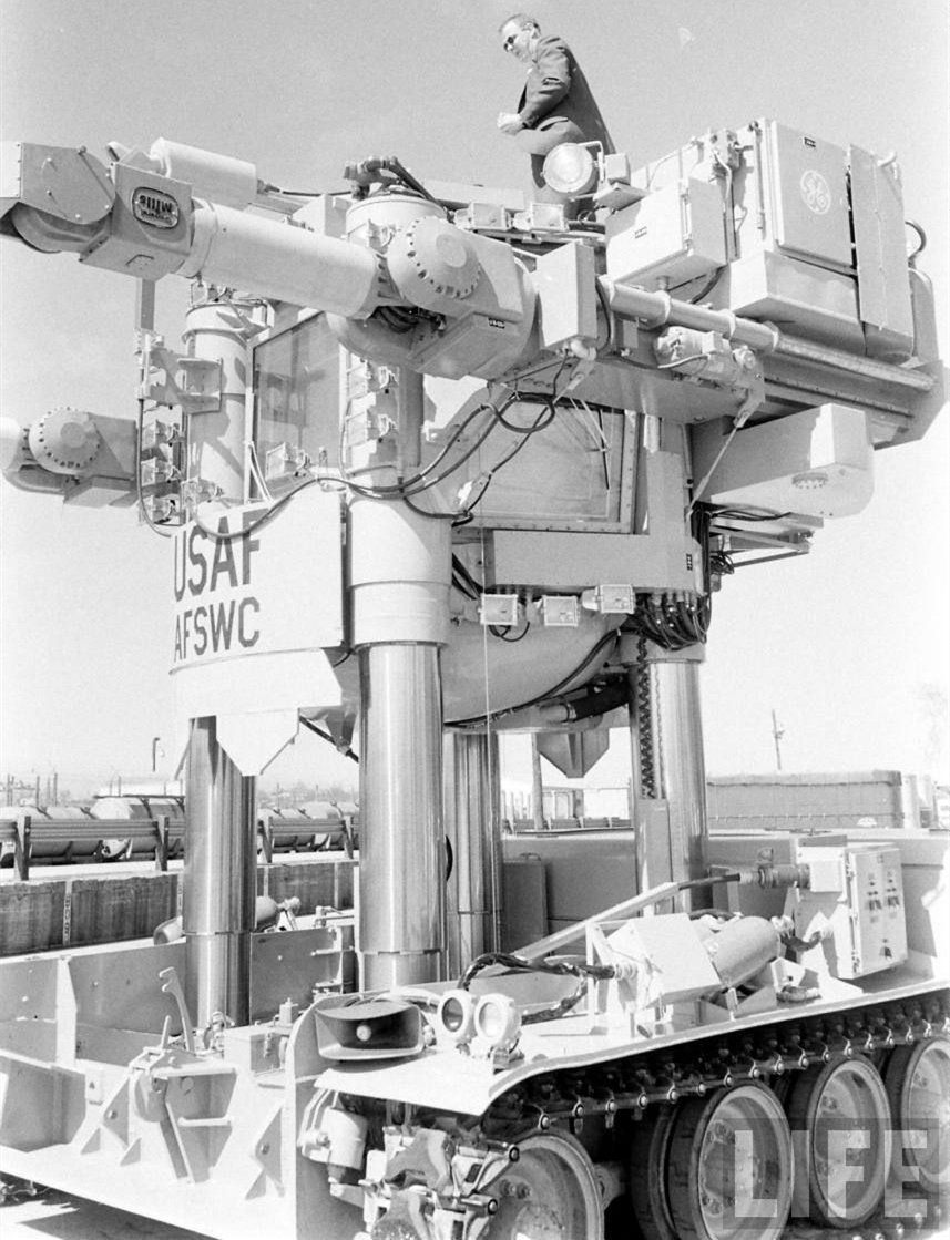 核动力|美国“甲壳虫”移动机器人，60年前的初代机甲设计