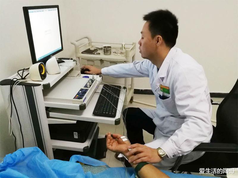 爱生活的陶哥 秋季养胃做好这6件事,远离折磨人的老胃病,附好的食疗方法给你