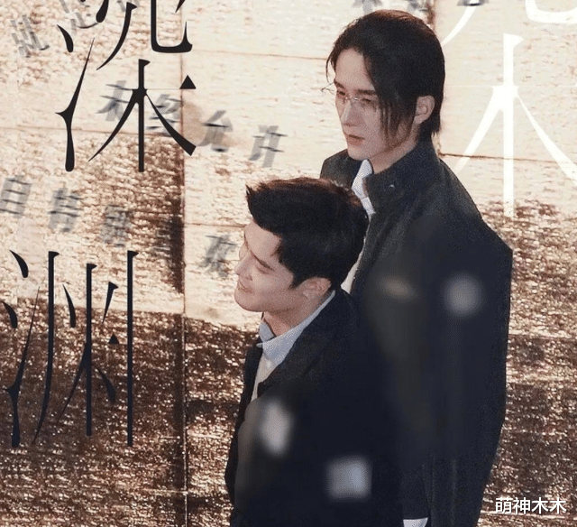 肖战|2021年流量局势跌宕起伏：肖战持续顶流，双男主迅速“熄火”