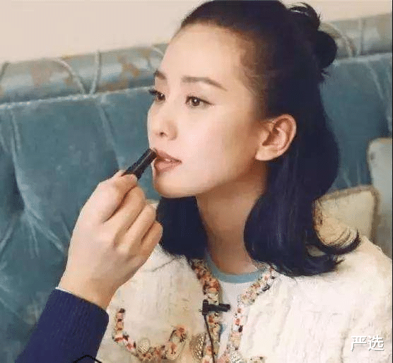 严选|刘诗诗美照被粉丝发现皱纹,翻车这么狠,工作时忙释疑:是卡粉