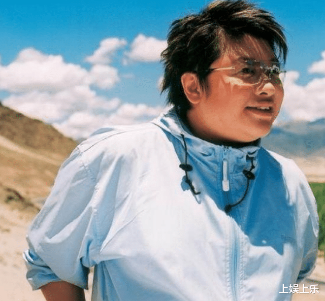 韩红|韩红自称年轻时比杨幂还漂亮，本以为她玩笑，看到18岁照片我信了