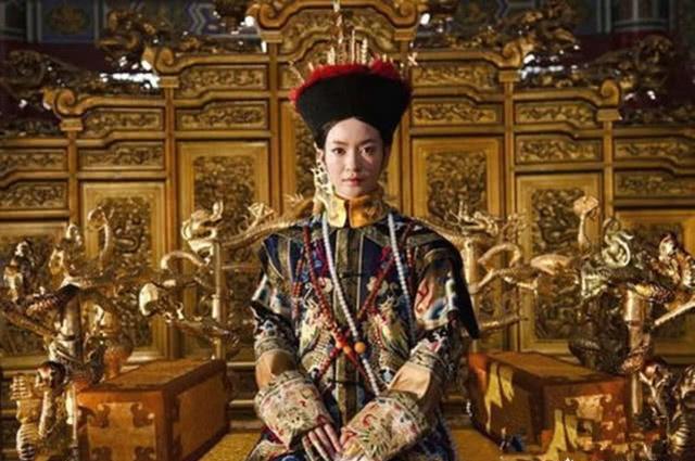 蔡嘉宇宝妈日记|大清末代太后隆裕为何会在1913年暴亡?