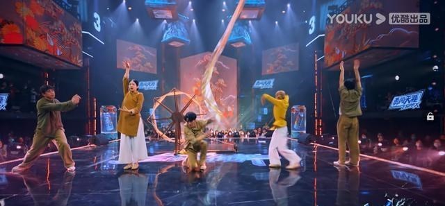 街舞|街舞高质量作品频出,无愧于视觉盛宴,王一博疯狂给手