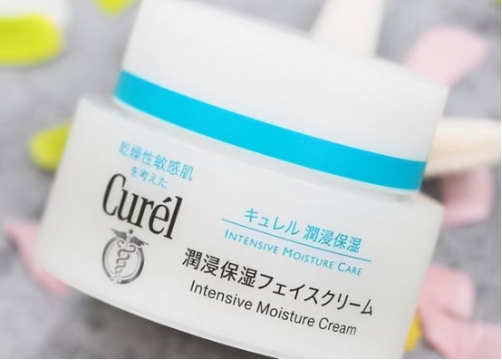 萌萌的小丸子 再造理想美肌!什么最值得买?快来讨论一下,人人都爱的面霜