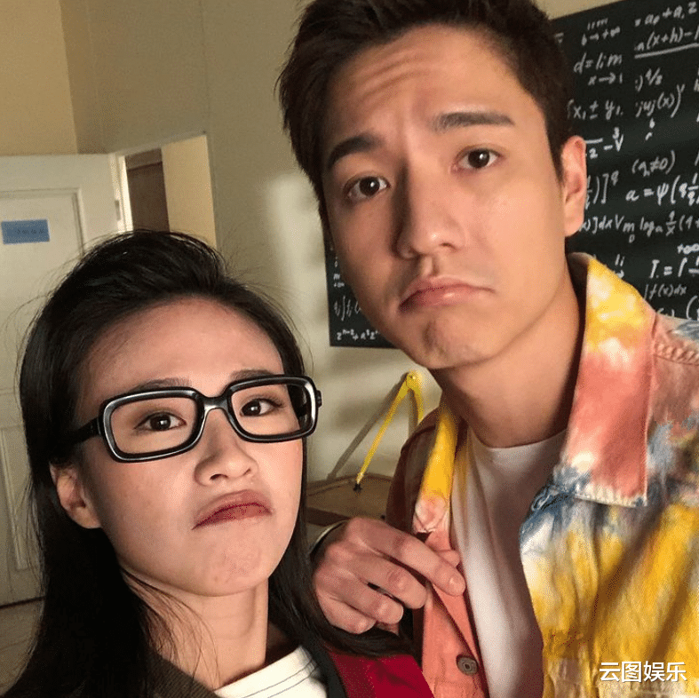 宋慧乔|恭喜！31岁女星被跪地求婚，入行7年收入低，靠大11岁男友养