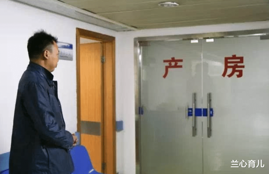 兰心育儿|孩子出生，宝爸在朋友圈报喜，却被“一条留言”狠狠打脸