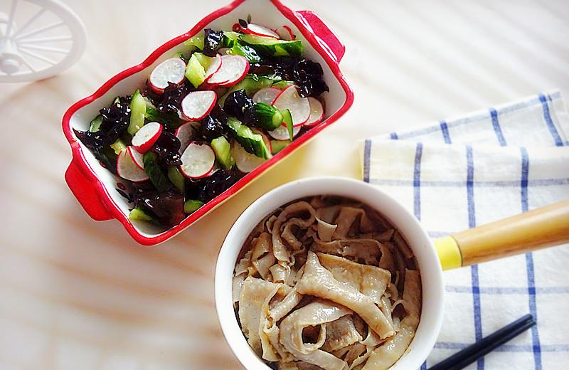 没有一句挽留|中伏到，我的晚餐这么吃，饱腹又营养，网友戏称：这是躺瘦餐！