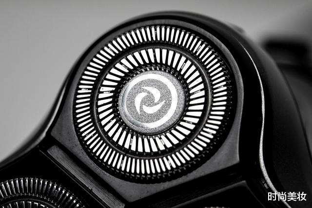 时尚美妆|小米有品众筹又破纪录!月销10万台,小米把剃须刀做到极致性价比