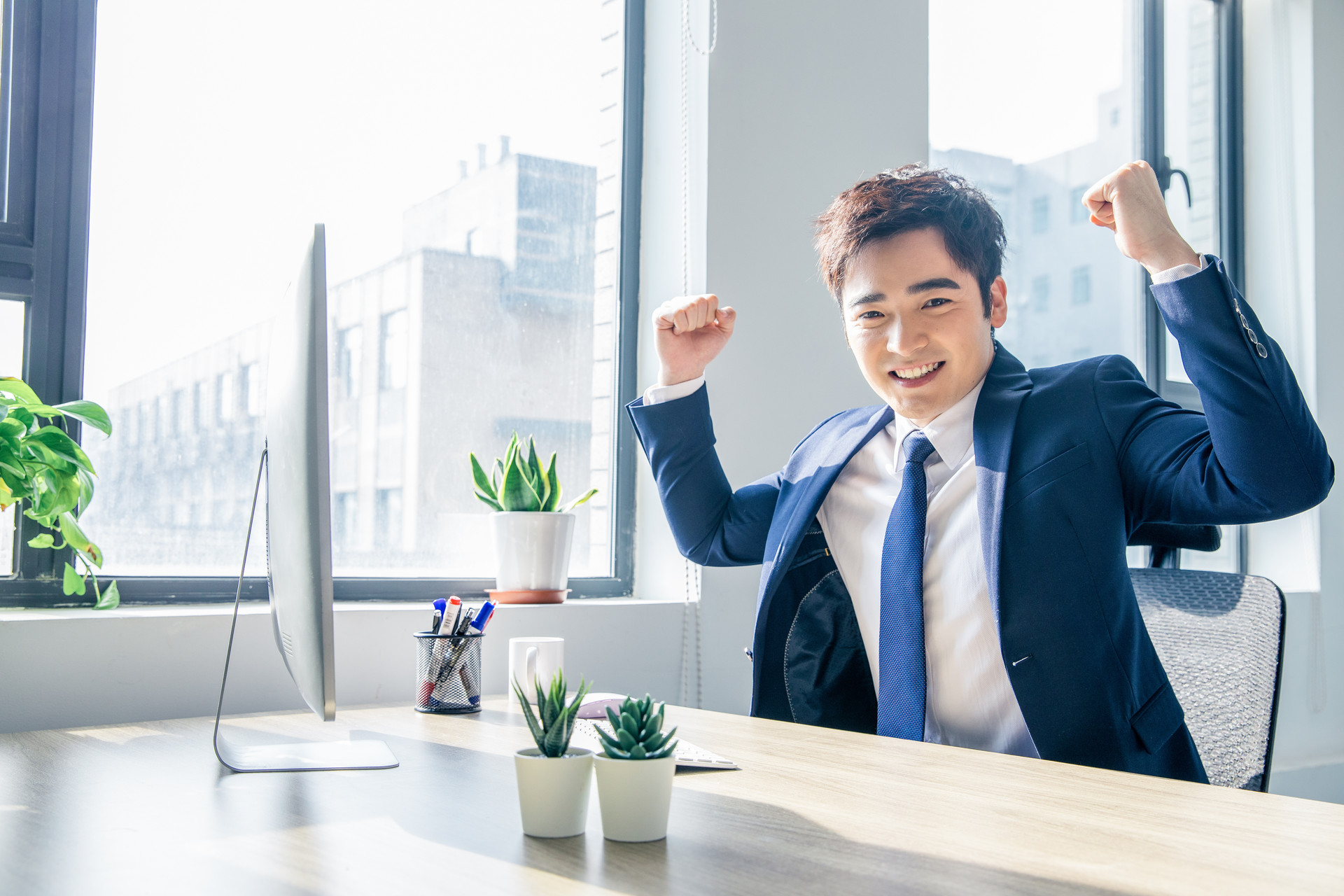 |每天按时上下班，领导不安排任何工作：你还能既有钱，又有闲吗？