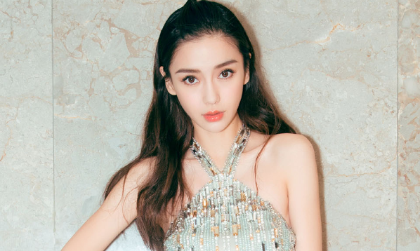 傅园慧|有种“整容”叫傅园慧，整牙后美到认不出，网友终于相信杨颖了，你怎么看？