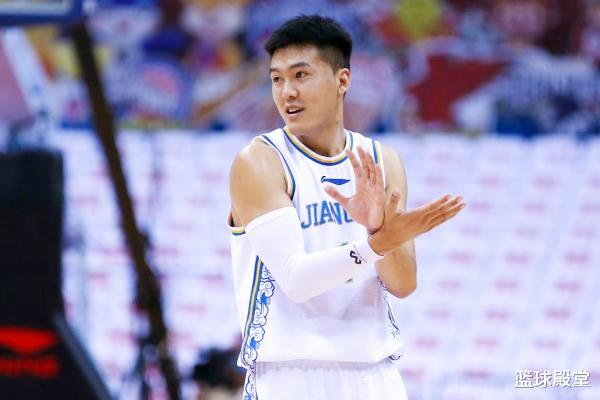 徐长锁|山东胜江苏!三内满状态,黄荣奇惊喜,徐长锁李楠太糟,裁判黑哨
