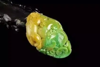 翡翠|“色”并不是翡翠的一切