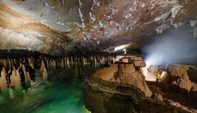 科学家 地球“空心论”是真是假？真的存在“第二世界”？一起来看一下