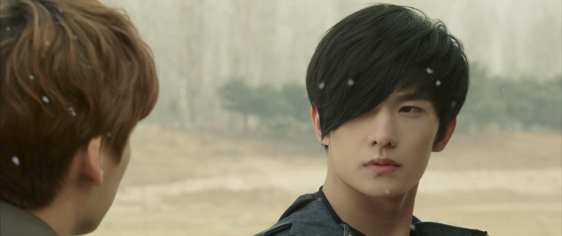 李易峰|李易峰靠《号手就位》又爆红，“四大顶流”都有新出路，谁最惨？