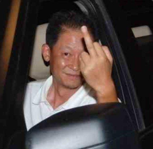 范冰冰|明星们最想删除的照片，成龙：我说我不是用意去抱范冰冰，你信吗？