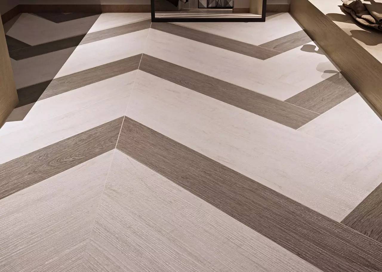 |装修该选木纹砖还是木地板？我家用木纹砖，和木地板比有3处更好