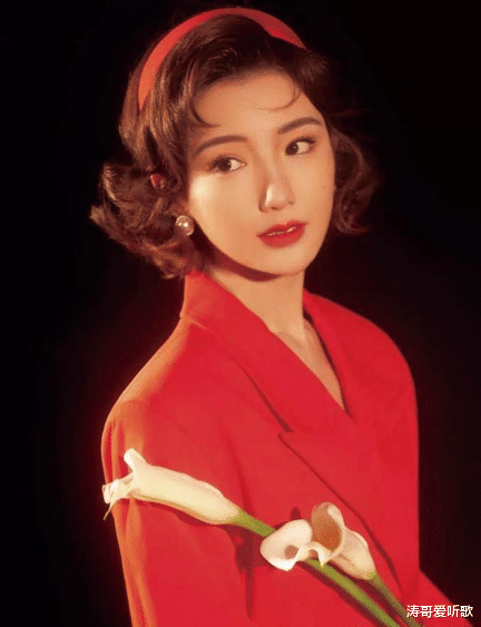 毛晓彤|?原来最美丽的港风美女是她，之前一直没有发现，最近寻到宝了