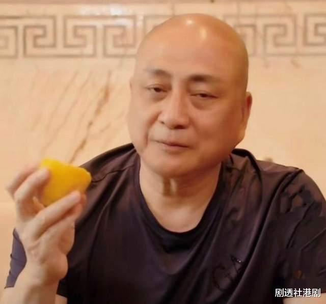 刘亦菲|又一混血星二代正式出道，长相帅气酷似韩国男星，家族基因强大