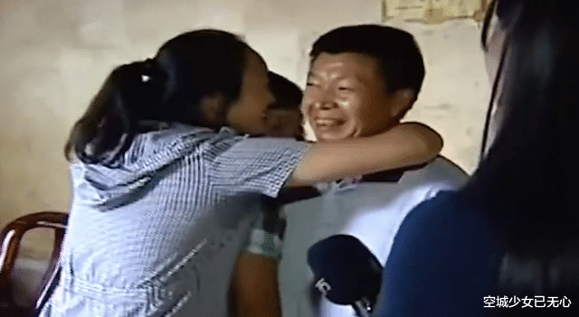 赵丽颖|女儿枉顾18年养育之恩，偷摸和富爸爸相认，养父暴怒：女儿不要了