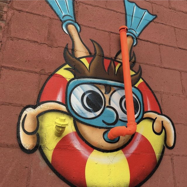 水管艺术，天马行空的想象，让街道变得多姿多彩