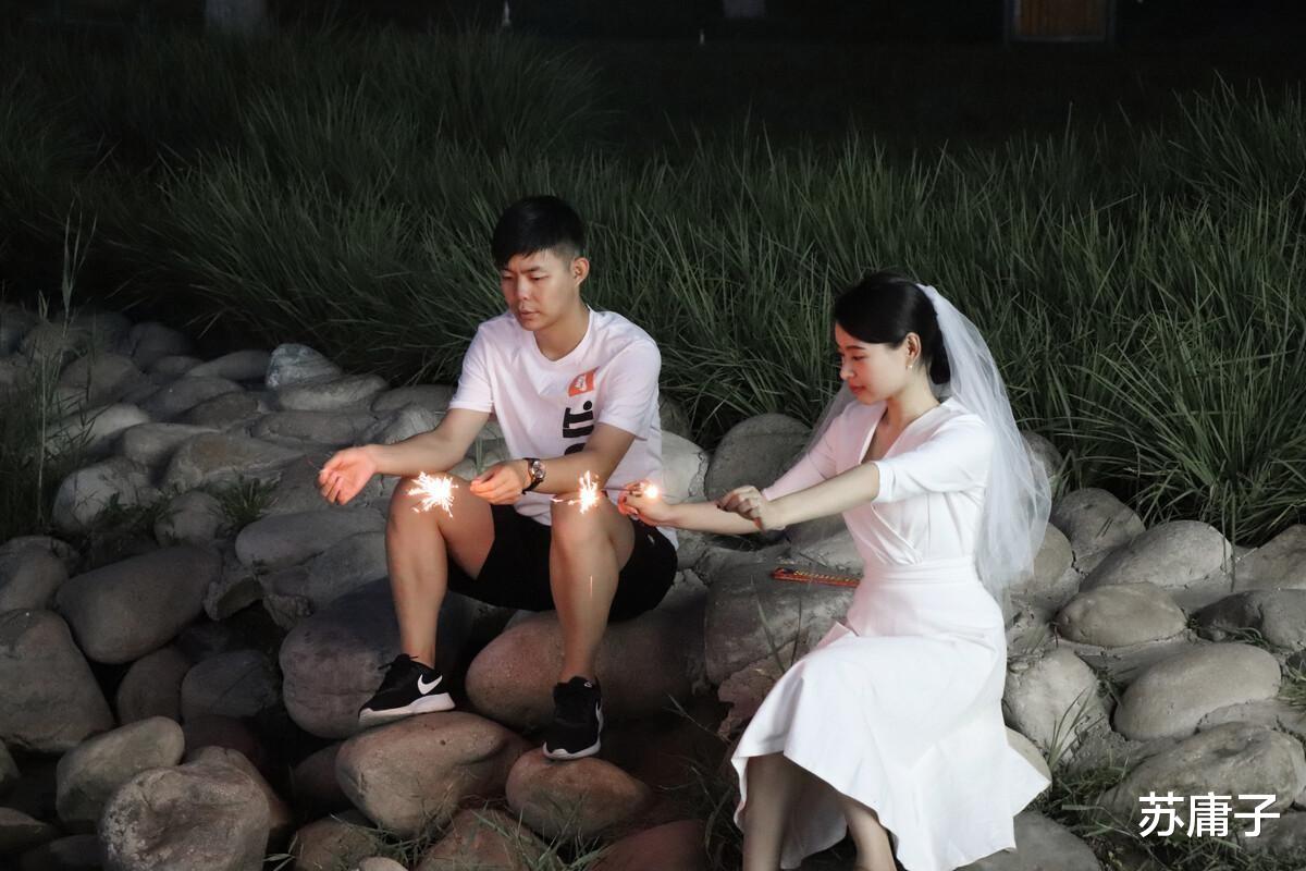 苏庸子|不知道怎么和女生聊天，快来看看这3种方法，很容易被撩到