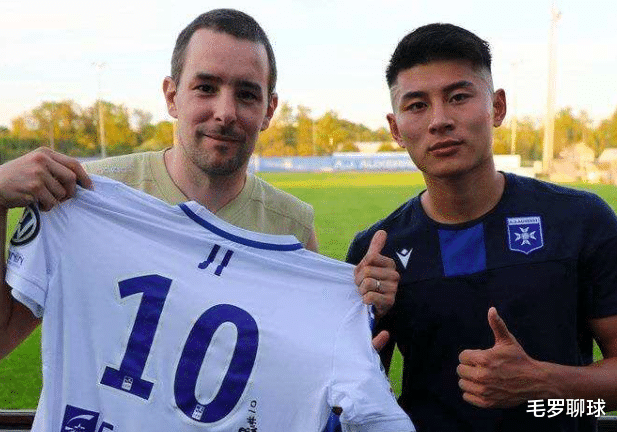 归化球员|梅开二度2-1绝杀，复制梅西世界波！武磊师弟季骁宣或成国足奇兵
