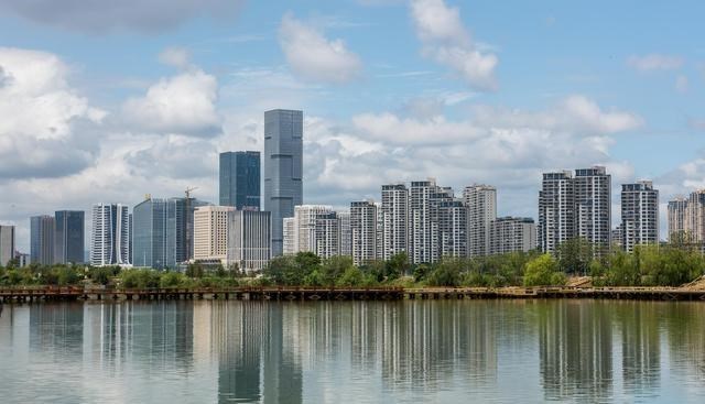 梵恩诗伊宁哥|财政部再提房地产税，专家建议这样征收，超过标准或多交钱？