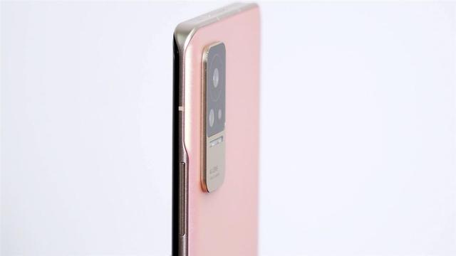 小米科技|小米CiVi、Reno6、nova9、K40哪个更值得购买？