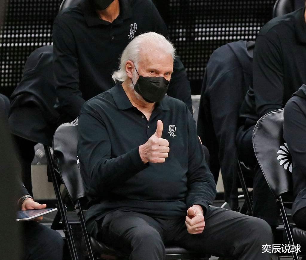 马刺队|杨巨侠言论触怒波波维奇，坐穿马刺板凳席，被交易只是时间问题