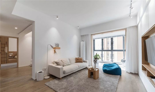 98平黑白风现代风二居室充满舒适感和时尚的造型感