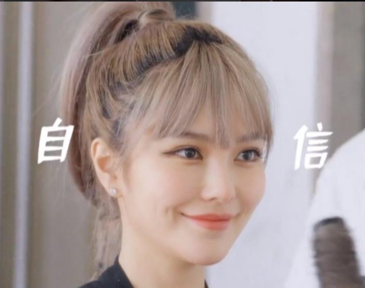 周扬青|周扬青看到虫子，立马丢掉手机往陈瑞丰怀里躲，男生的行为好避嫌