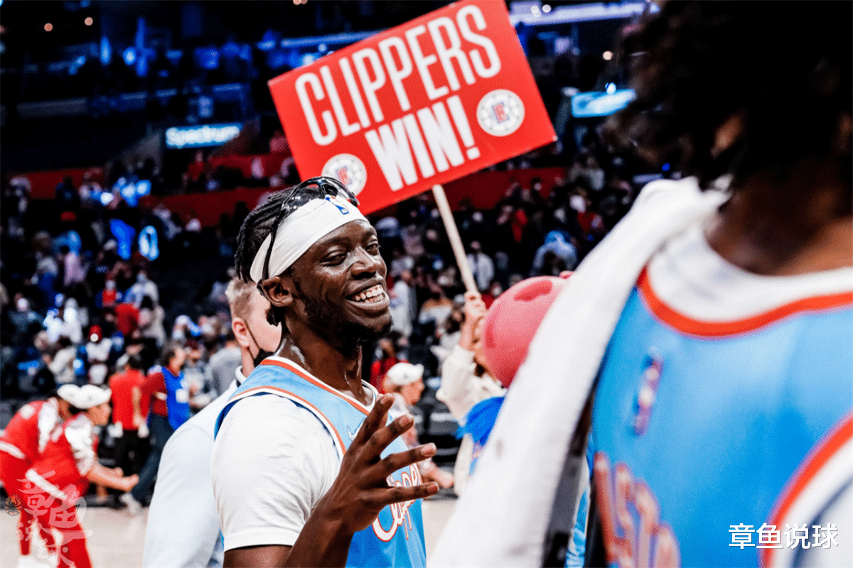 快船隊(duì)|準(zhǔn)絕殺！關(guān)鍵時(shí)刻5投4中帶走比賽，雷吉年薪1038萬是“真香”啊？